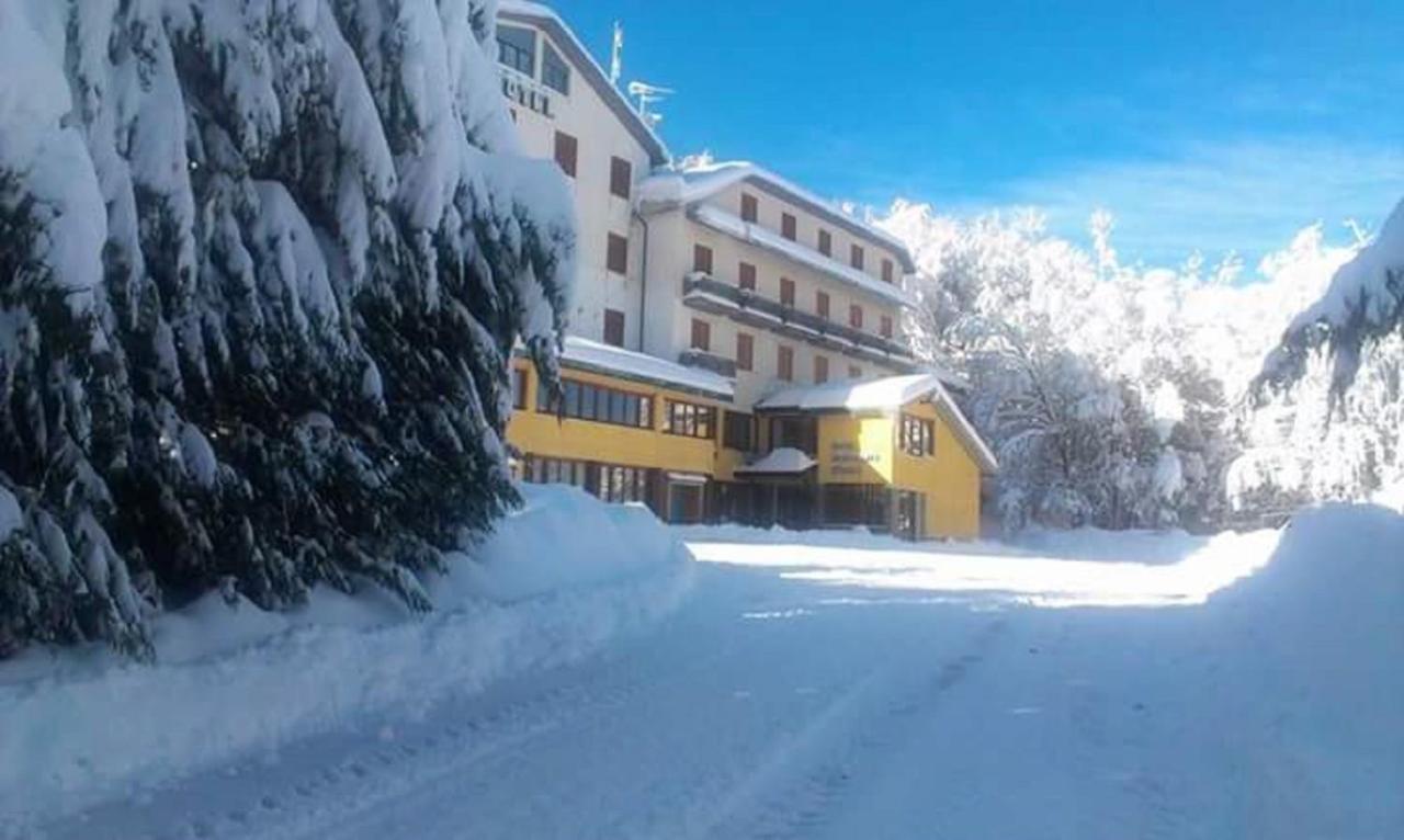 Hotel Europa Gran Sasso Prati di Tivo Extérieur photo